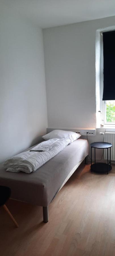 Private Room In A Shared Apartment Odense Exteriör bild