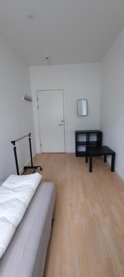Private Room In A Shared Apartment Odense Exteriör bild